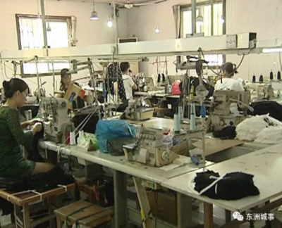 江蘇海門(mén)村官?gòu)垥粤犭x開(kāi)大城市回鄉(xiāng)辦起服裝加工廠